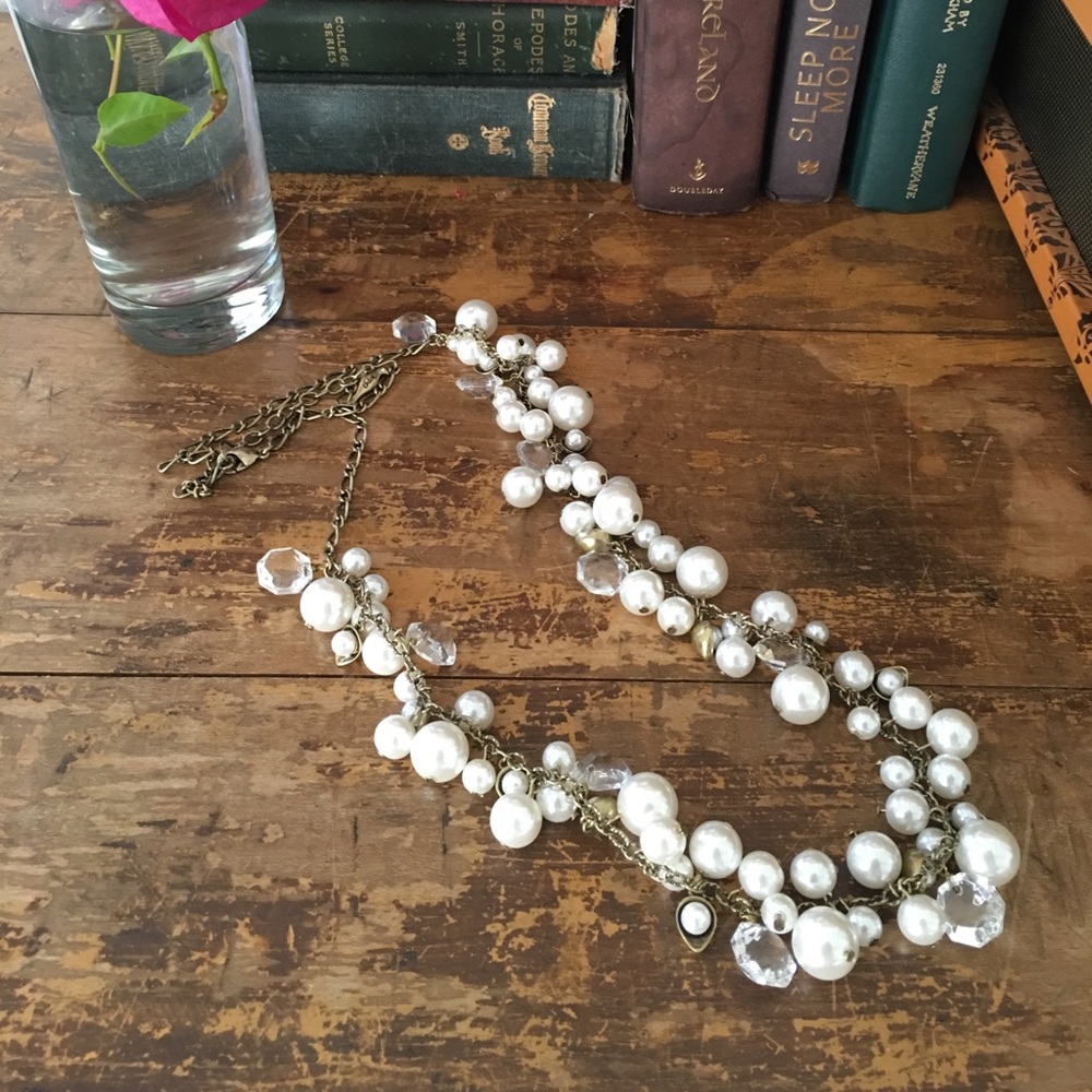 Pearls and beads necklace
